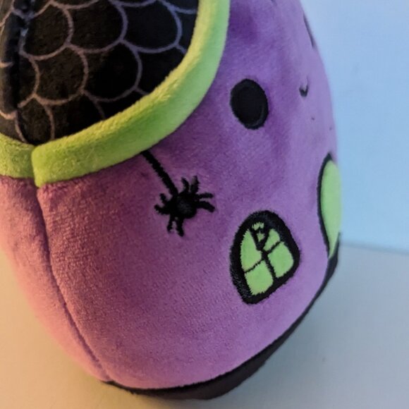 NWT 5" Yvonne Haunted House Squishmallows Halloween JOL Bats Spider Plush Toy - Picture 6 of 10